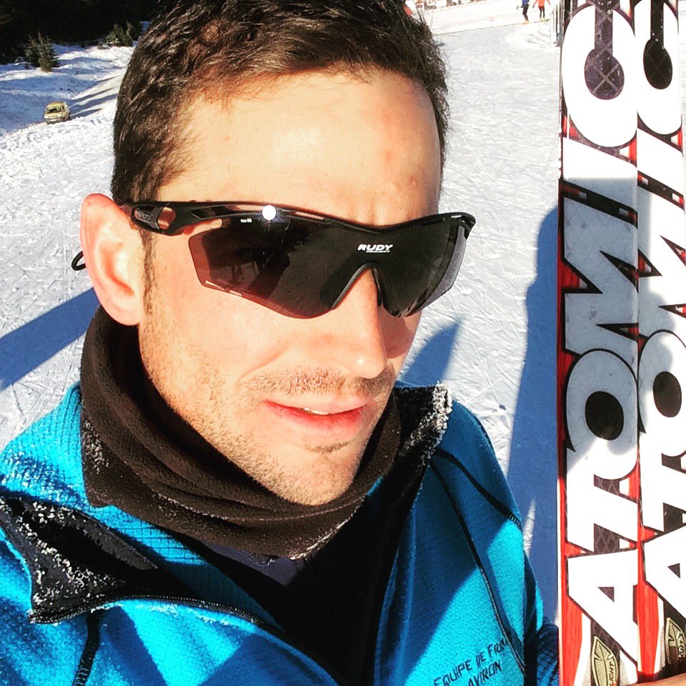 Bien accompagné pour le ski de fond! <a href="/RudyProjectFr/">Rudy Project France</a>  <a href="/atomic/">I AM...</a> #rudyproject #tralyx #elevateyourperformance