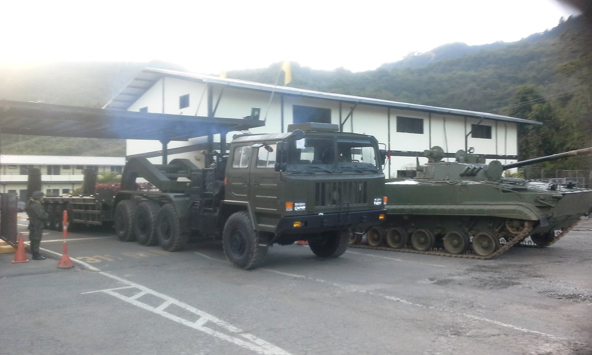 BMP-3 Vehículo militar de Infantería - Página 3 C199um7XgAEdGjm