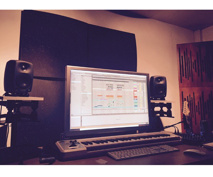 PARSIFALMUSIC's tweet photo. This year a lot of new music will come. Worked hard and find new ways for express myself! So blessed to work every day in this unic place! https://t.co/P3WRjqEaAm