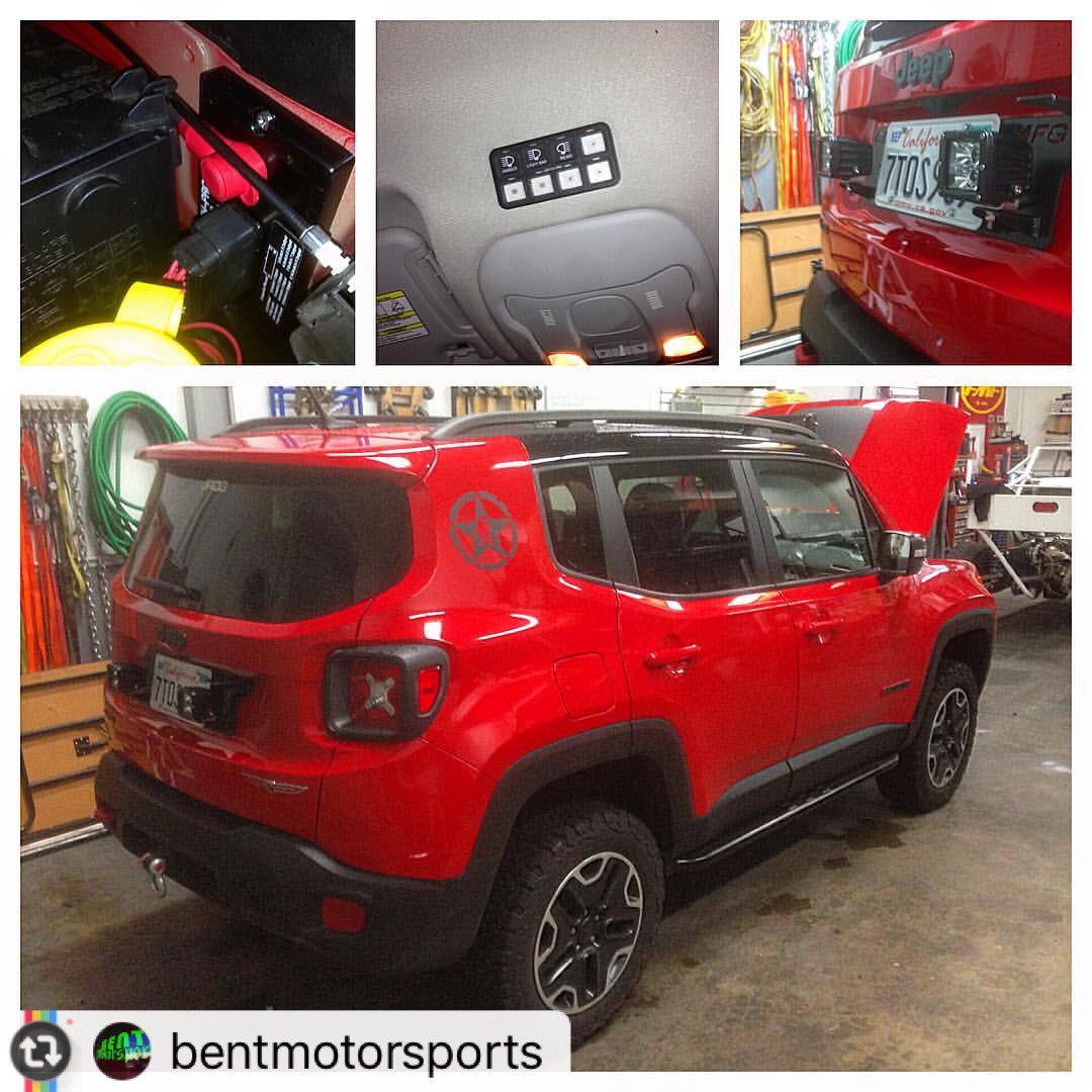 switch_pros's tweet image. Cool install on a Jeep Renegade by @bentmotorsports. These guys are always doing sweet builds! #WiredWednesday