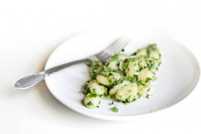 MyRecipeRocks's tweet image. Parsnip Gnocchi with Basil-Parsley Pesto: Because… tastykitchen.com/recipes/main-c…