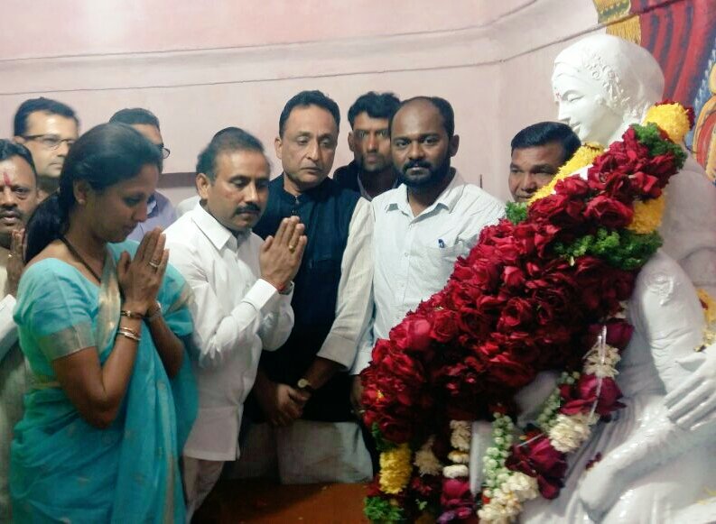 supriya_sule tweet picture