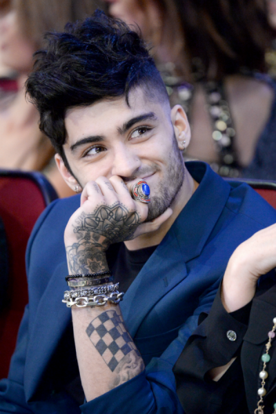 befourzaints's tweet image. Happy 24th Birthday to the one of the greatest person i've ever known. I love you with all my heart 💋💞 #HappyBirthdayZaynMalik