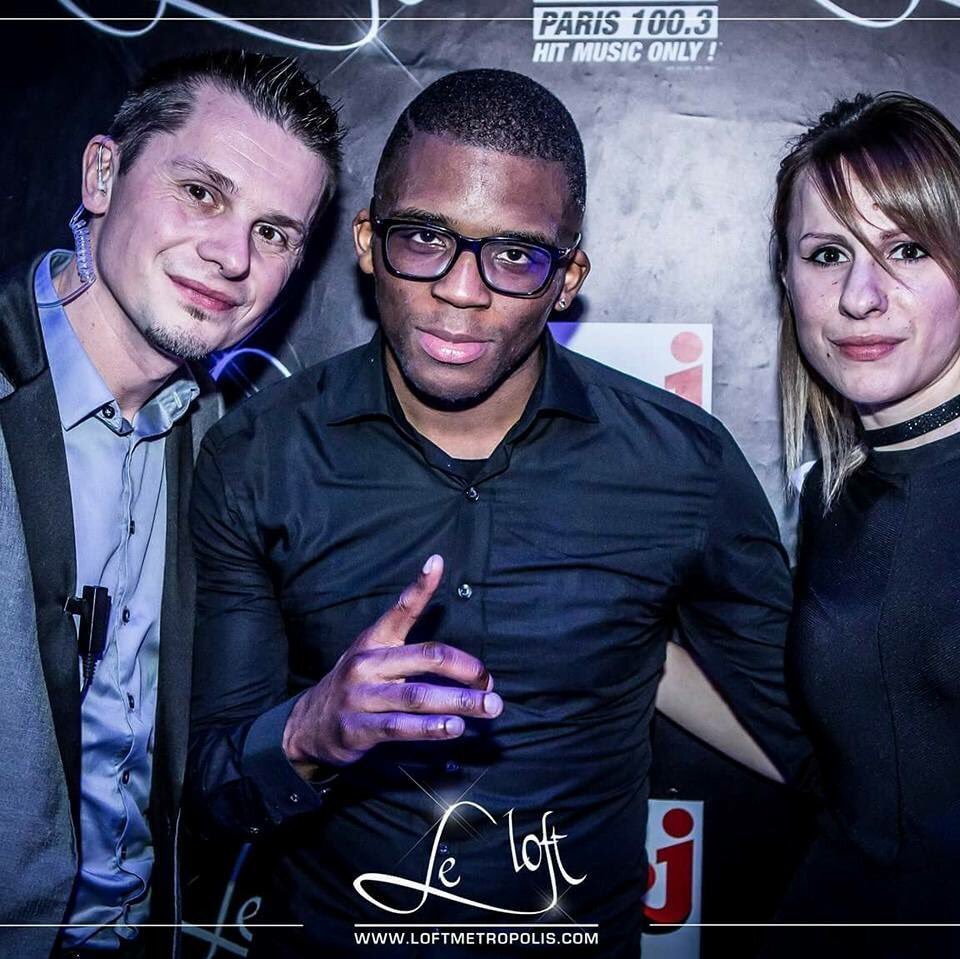 SebLoft's tweet image. #Loft #Metropolis #Work #Vip #Monamour #Camro