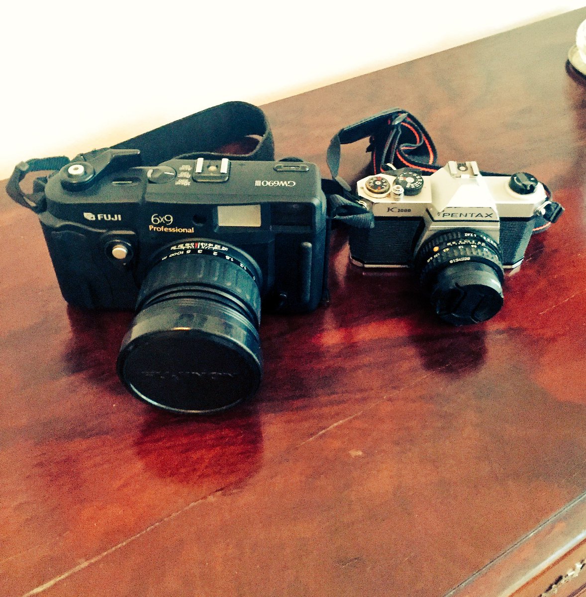IldikoBuckley's tweet photo. My Pentax just got a new big brother-new work coming soon!  #mediumformat #pentax #fuji #believeinfilm #filmsnotdead #ishootfilm #cameraporn https://t.co/bJszeohpF9