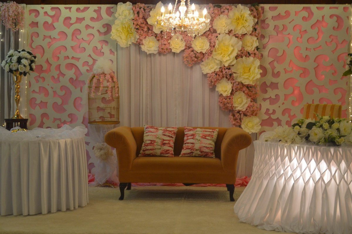 SplashLaguna's tweet photo. Vintage-Floral themed Wedding 
Oasis Ballroom
120 pax https://t.co/DhtmIhLzQo