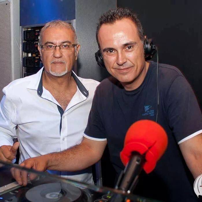 OMR_oficial's tweet photo. ¡Lo bueno siempre vuelve! Hoy jueves de 20h a 21h #yoibaawoody #woody #valencia #radio #albertoañon #manolonavalon Whatsapp: 610495487 https://t.co/JfEX0GRgP3