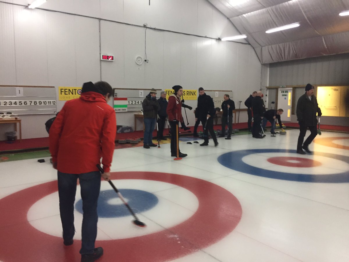 A great evening curling with <a href="/RTW_Round_Table/">RTW Round Table</a> and <a href="/tonbridge631/">Tonbridge 631 RT</a>. If you live in #sevenoaks and want to #domore get in touch <a href="/RoundTableBI/">Round Table</a>