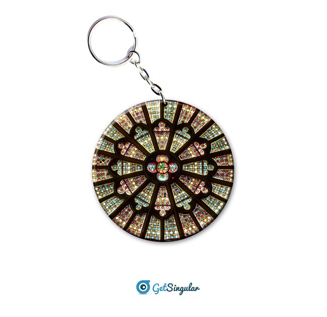 Llavero circular personalizado. #FelizJueves #Llavero #Regalo #regalopersonalizao #Design #Iglesia #vidriera #complemento #getsingular #art