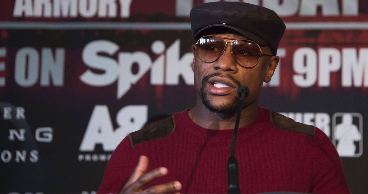 bet365's tweet image. 💬 Floyd Mayweather: ''We tried to make the Conor McGregor fight and we are willing to give him $15m. I'm a businessman and it makes sense.''