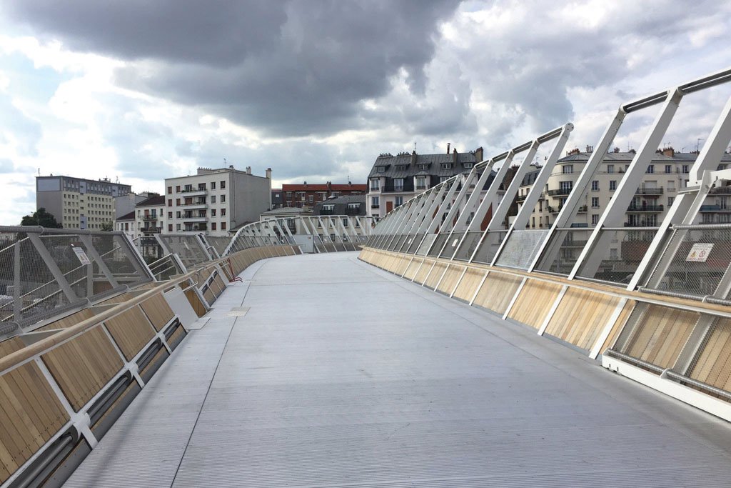 L2Architectural's tweet photo. Neaco #aluminium #decking chosen for another #landmark #bridge https://t.co/CNUR56IKzf  #Techdek #infrastructrue #architecture #Construction https://t.co/8NckUThMku