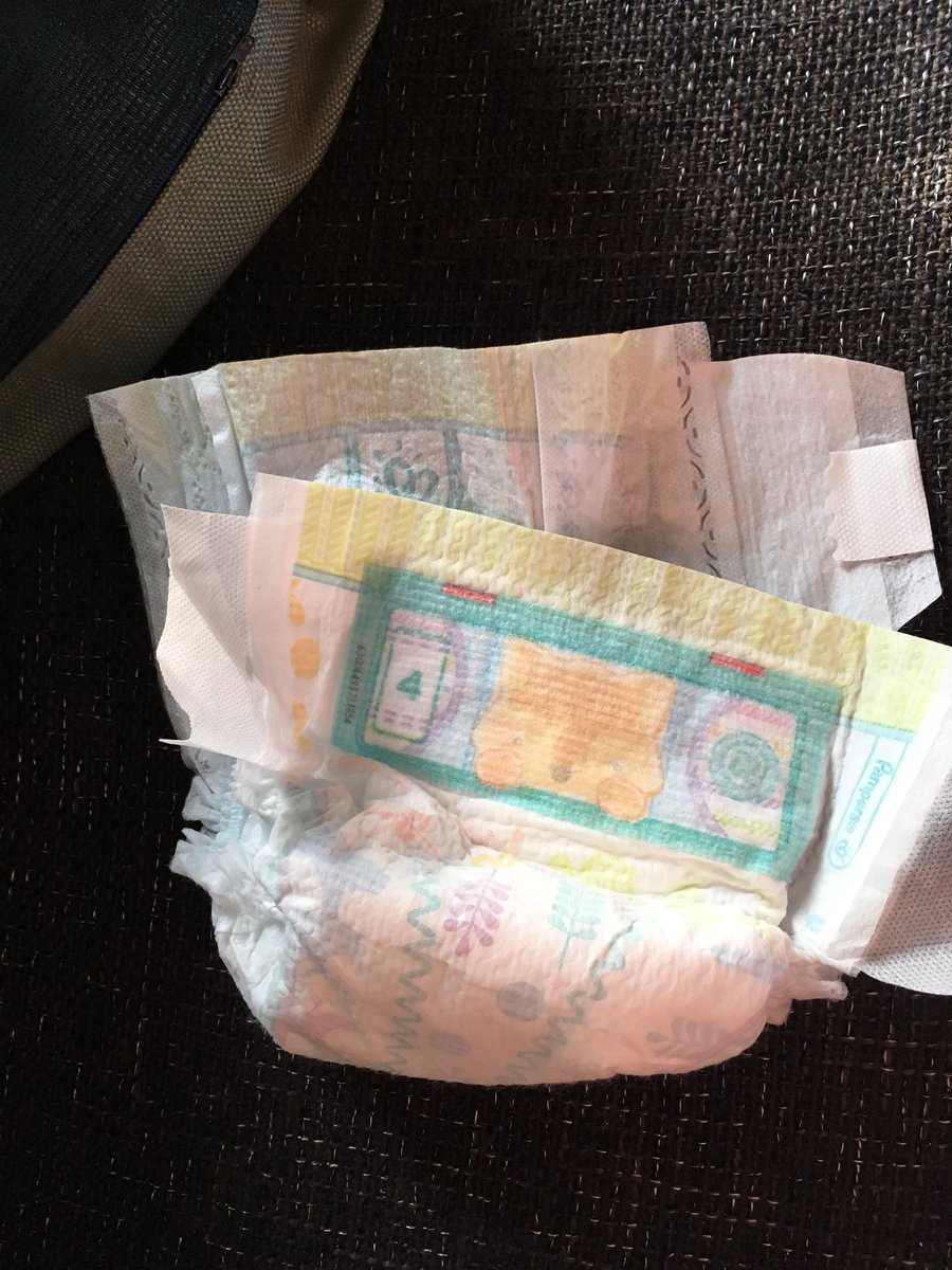 De 5e luier deze week die afbreekt 😔<a href="/pampersNLD/">Pampers Nederland</a>