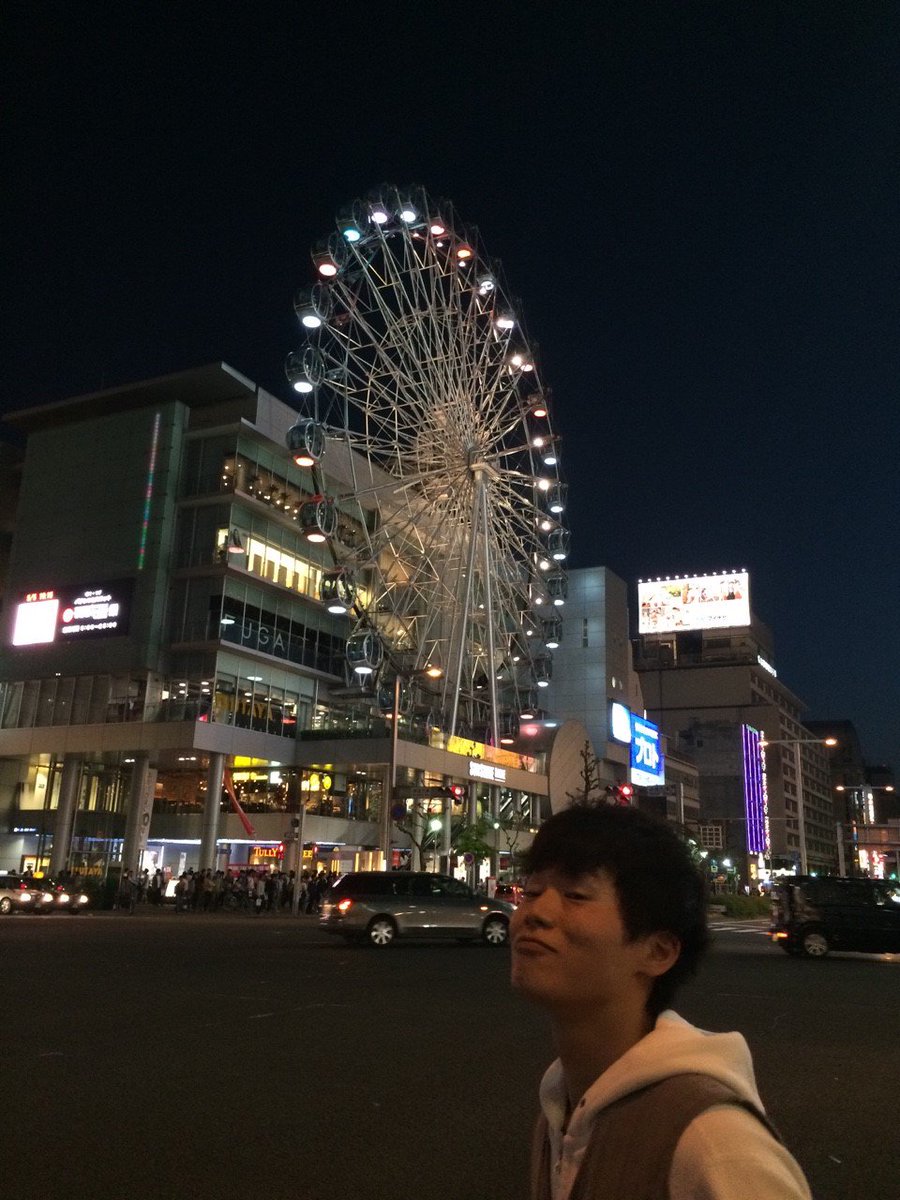 cow_dmc357's tweet photo. 今日オメコやな、この2人
安定のくだりやる前に祝ったんねん

#製図キチガイ
#LINEplayer
#12日 https://t.co/LctEYS5tcM