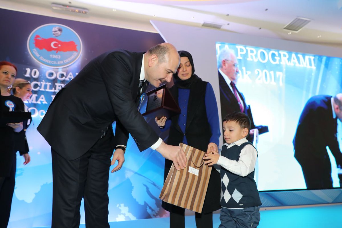 Çabuk büyü, çabuk yetiş tez oğlum...

Şehit Kaymakamımız Muhammet Fatih Safitürk'ü rahmetle anıyoruz