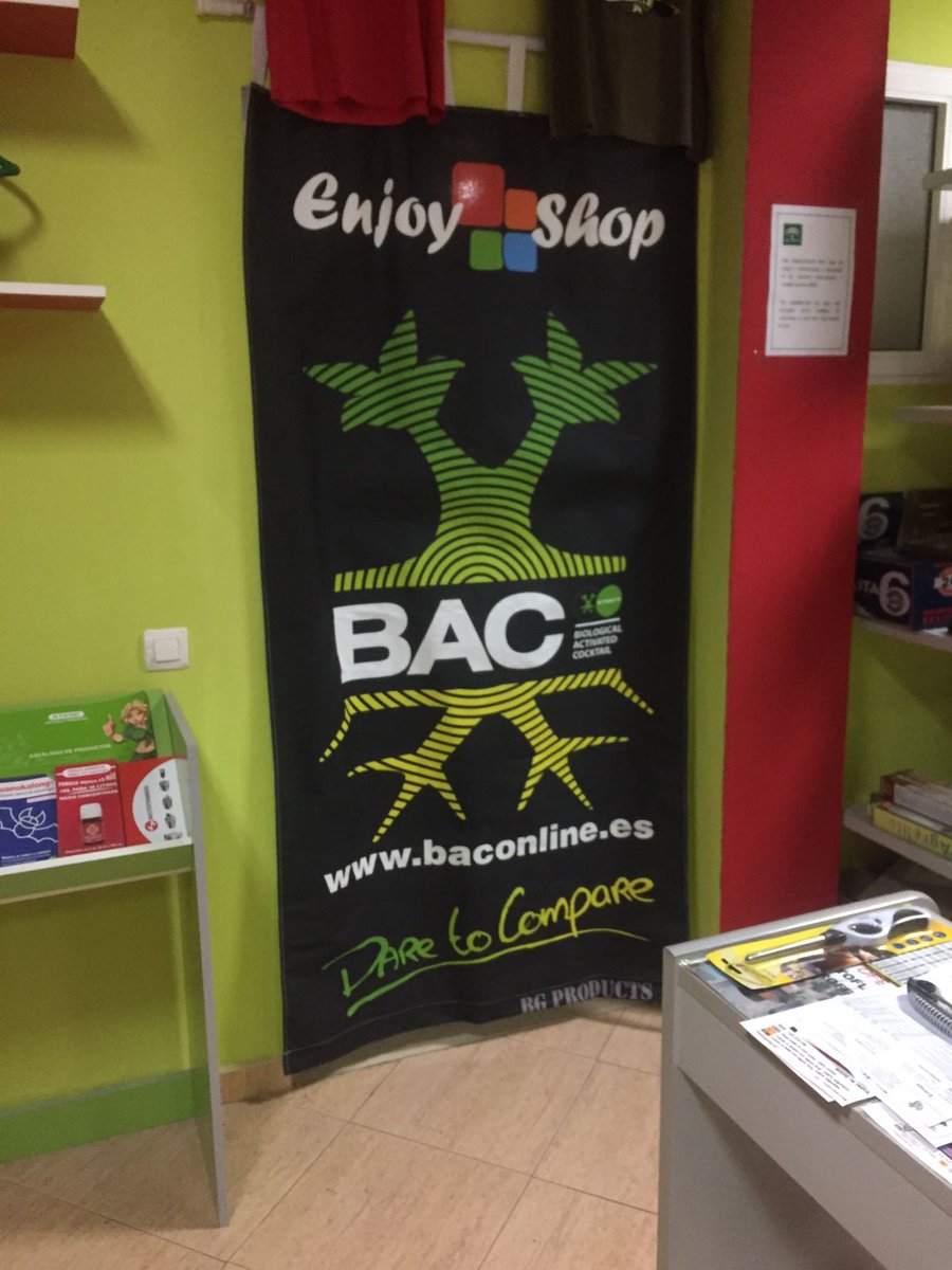BacOnlineSpain's tweet photo. Gracias a #EnjoyShop por la foto con nuestra cortina #BAC nutrients! 🤙🏼😎🔝🔝 Pasadnos fotos de vuestros grows con BAC, habrá sorpresas! https://t.co/NUeL0M9j13
