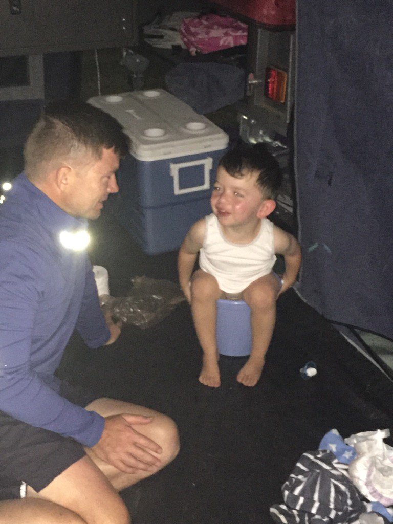 headfowler's tweet photo. Wait your turn dad... #pootime https://t.co/tc2ctO684W