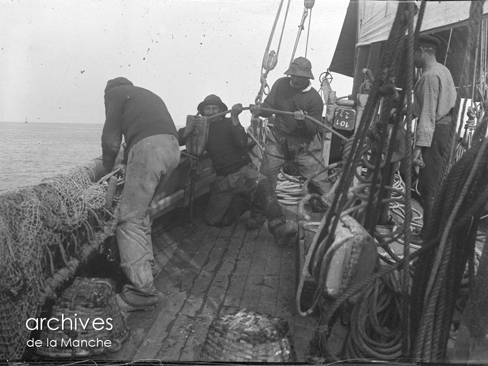 La pêche à #Granville avec les photographies du fonds Lucien #Rudaux >>>
facebook.com/Archives.depar…