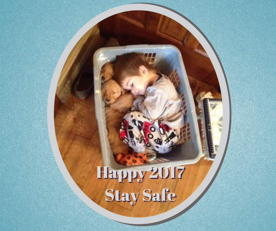 SvenSchaefer's tweet photo. 🍾 🥂 💥 🍾 🥂 💥 🍾 🥂 💥 #NewYear2017 https://t.co/6C5ihUMgog