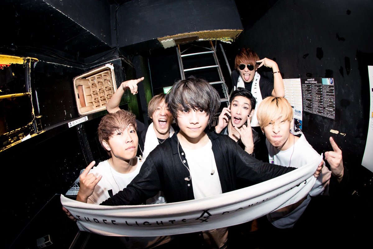 Tldk Official サンエル公式 على تويتر A Happy New Year 今年もよろしく 17 Yeah Three Lights Down Kings Hiromu U Ya June M Nori ライブサポートメンバー たまご トシ 2 8 始まりは 終わりじゃないと確かめる為だけに僕らは T Co Spepce5u8l Tldk Official サンエル公式 على تويتر A Happy New Year 今年もよろしく 17 Yeah Three Lights Down Kings Hiromu U Ya June M Nori ライブサポートメンバー たまご トシ 2 8 始まりは 終わりじゃないと確かめる為だけに僕らは T Co Spepce5u8l