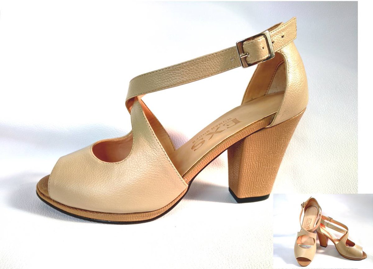 PennysStMaarten's tweet photo. New Women shoes at Penny's BEST Women shoes store in St Maarten #pennysstmaarten #womenshoes #sxm #womenshoestore
https://t.co/XpeHIKK2pO https://t.co/ZUZOHHxEcH