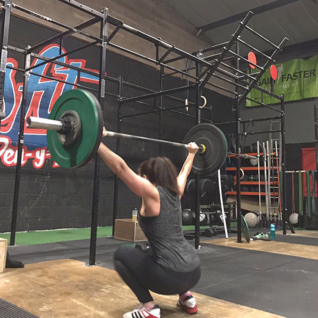 Lorna_Jayne_'s tweet photo. Squats vs cake at @Crossfitpenbont ๐ท #gotkit #kitbox #crossfit https://t.co/yw85CWZPKG
