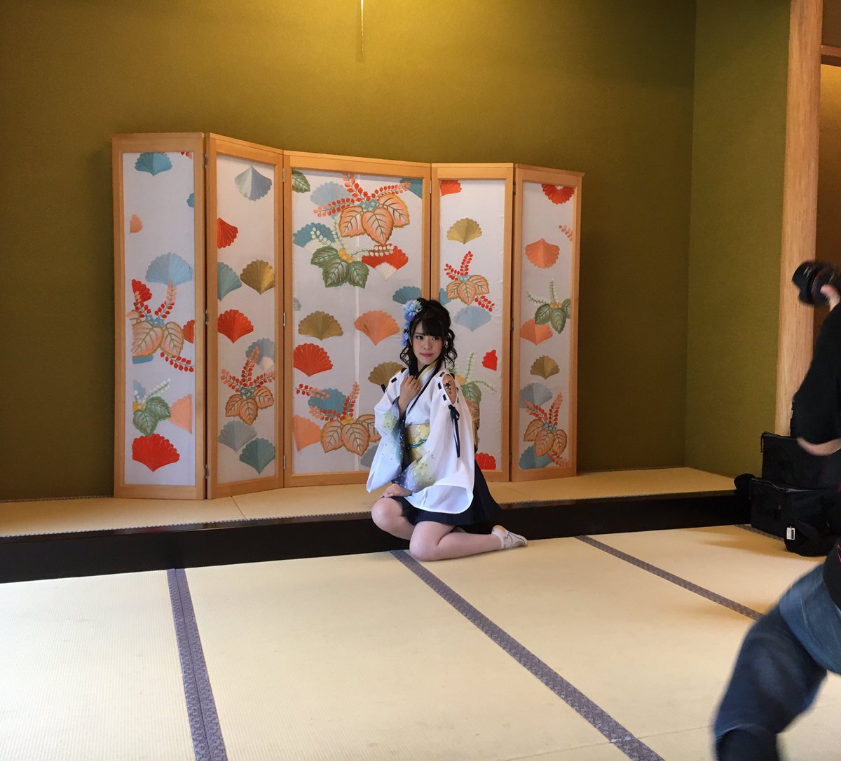Girls_arisa's tweet photo. 2016年の色々な思い出！！

こんなに波乱万丈な1年も初めてだったかな(｀・ω・´)汗
でも本当に色んな経験をさせていただいて自分自身も成長の1年でした。
強くなった1年だった！！

こうやって素敵な思い出が出てくるって事はいい1年だったって事なのかもねっ！！ https://t.co/FUgeRrW3CD