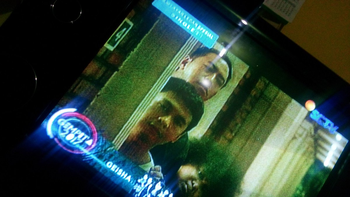 wandamardkaa's tweet photo. Tahun baru nontonin kamu aj ka @radityadika #filmsingle https://t.co/ue5fwtAfrh