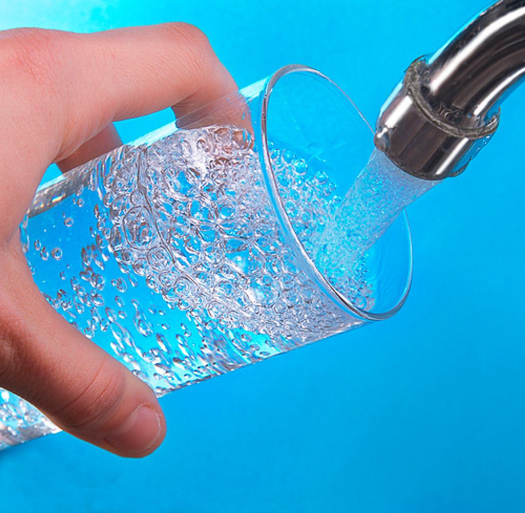 InfoAcqua's tweet photo. El agua llega a tu hogar con niveles tóxicos altos gracias al exceso de cloro, aluminio y plomo. Hazte de un equipo de ósmosis inversa https://t.co/6dW72CEW5S