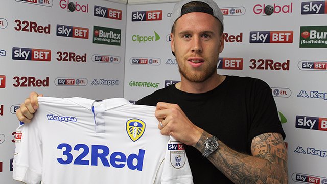 YeboahBelieveIt's tweet photo. Leeds United in 2016:

August - Leeds sign Pontus Jansson from Torino to replace Empoli bound Bellusci. 🎩 #lufc https://t.co/j1tbuzTxuy