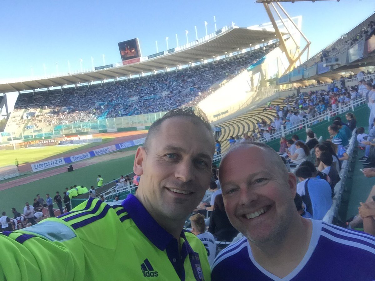 Despues de un bello anno 2016#vueltade oreja#unbellotrajecto en cup AR,cup SA,el teamsuarez de belgica deseamos un bel anno 2017 los piratas