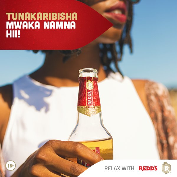 ReddsTz's tweet photo. Karibisha mwaka na Redd's ukiwa na washkaji.  #ChillwithRedds https://t.co/KaYnZCJsrb