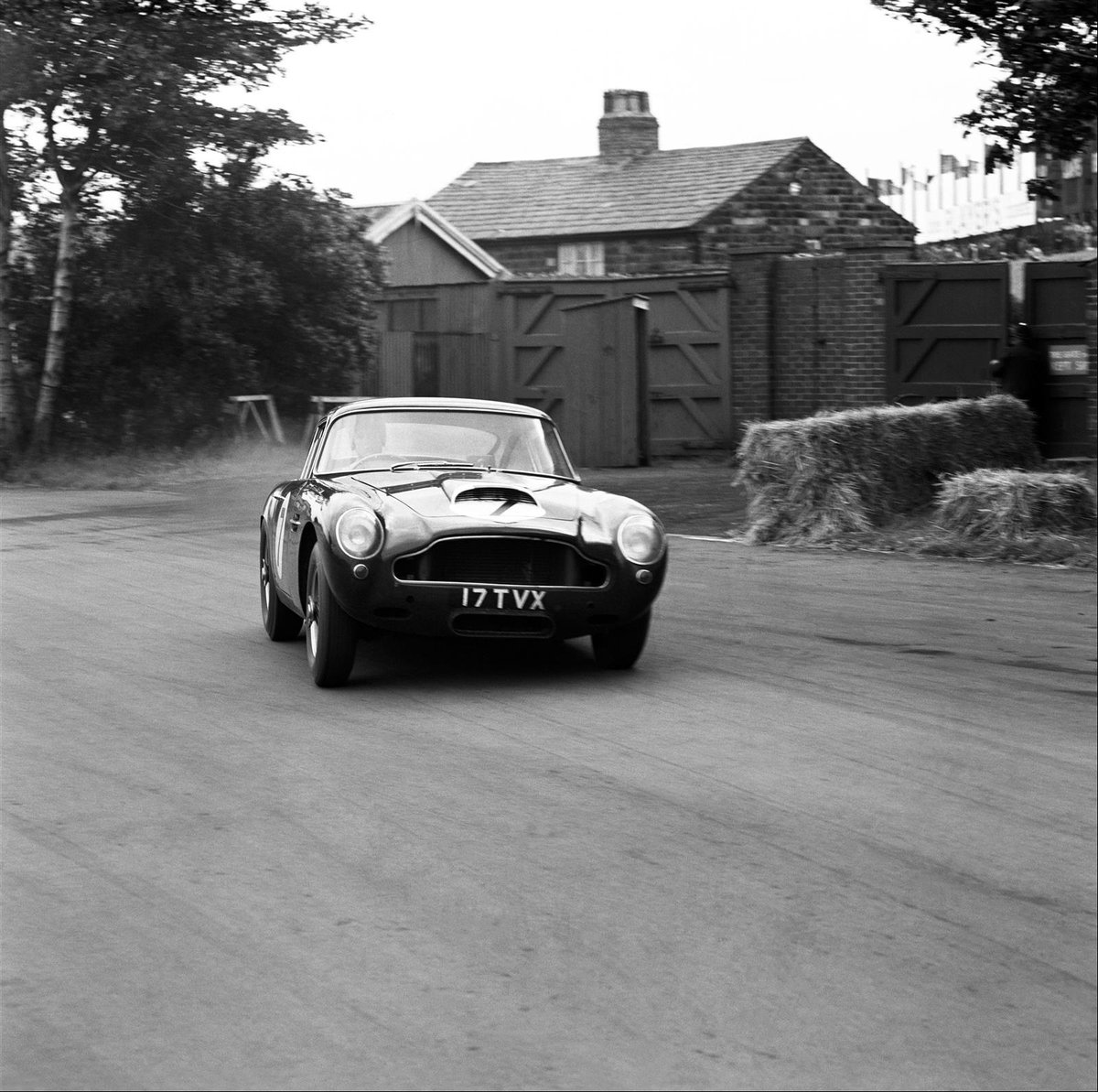 astonmartin's tweet photo. Earlier this month we celebrated the iconic DB4 GT by announcing a special series of 25 continuation cars. #astonmartin2016 https://t.co/FdVZIydHTI