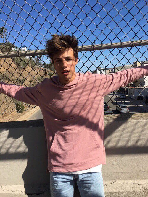 rpgdani's tweet image. pourquoi pas.