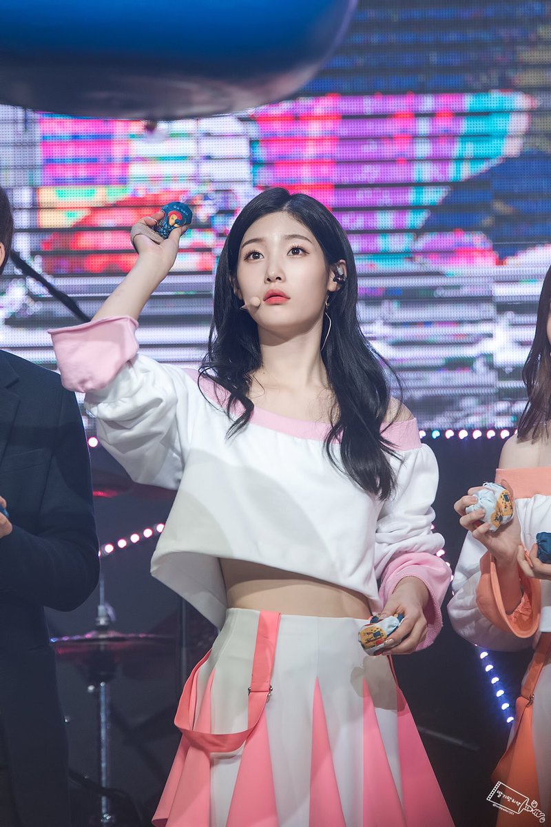 chaeyeonpics's tweet photo. actual puppy jung chaeyeon 🐶💕
©: toothpaste1201 https://t.co/F4ApQ5bOTU
