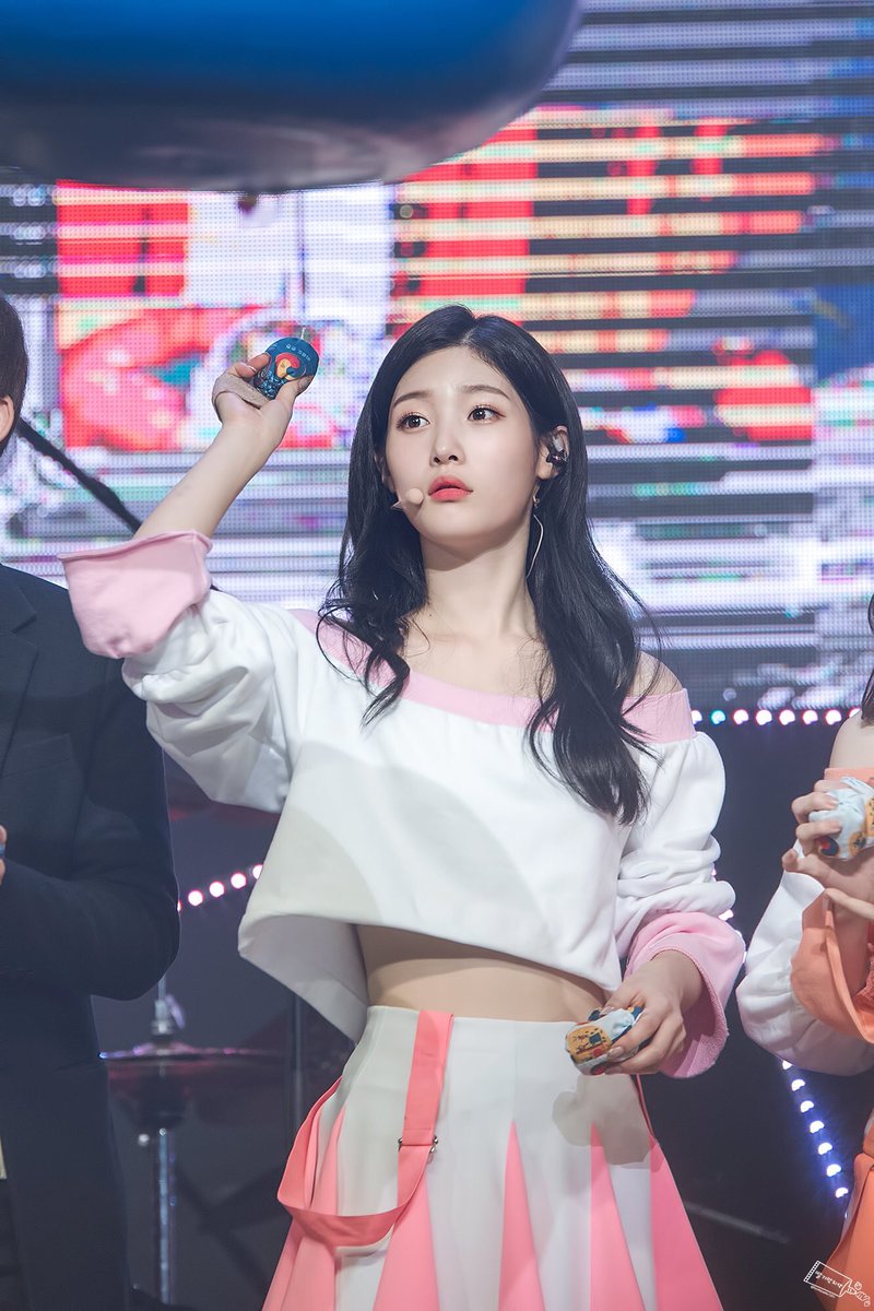 chaeyeonpics's tweet photo. actual puppy jung chaeyeon 🐶💕
©: toothpaste1201 https://t.co/F4ApQ5bOTU