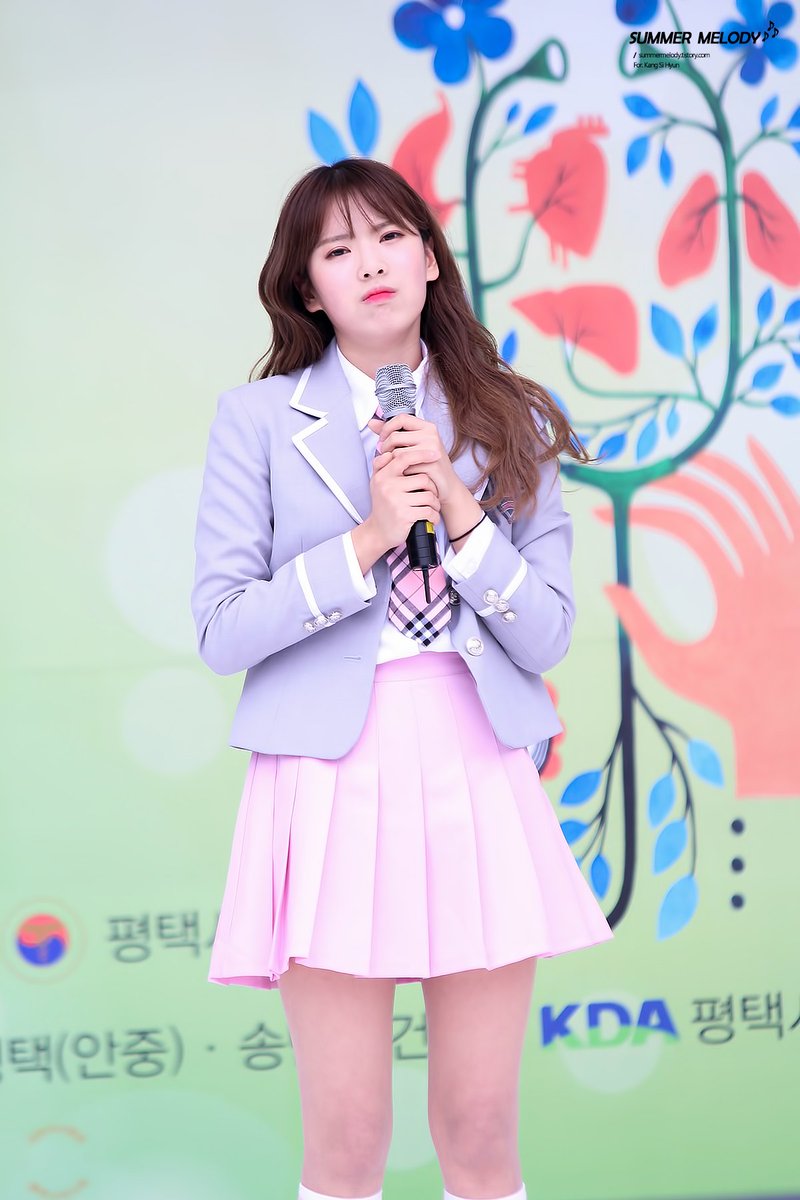 SUMMERMELODY_SH's tweet photo. 161016 평택 시민건강체험 축제 19 Pics UPDATE!
@officialomzm 시현아, 2016 년 진짜 수고했어. 새해 복 많이 받아!♥♥♥ #시현 #강시현 #올망졸망 #OMZM
(https://t.co/Ot4XOJqSo0) https://t.co/fLABtJIHVf