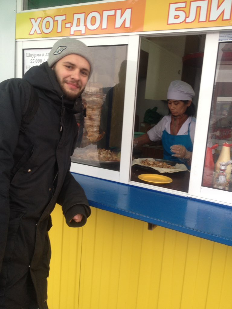 SOLONOVICHYO's tweet image. 