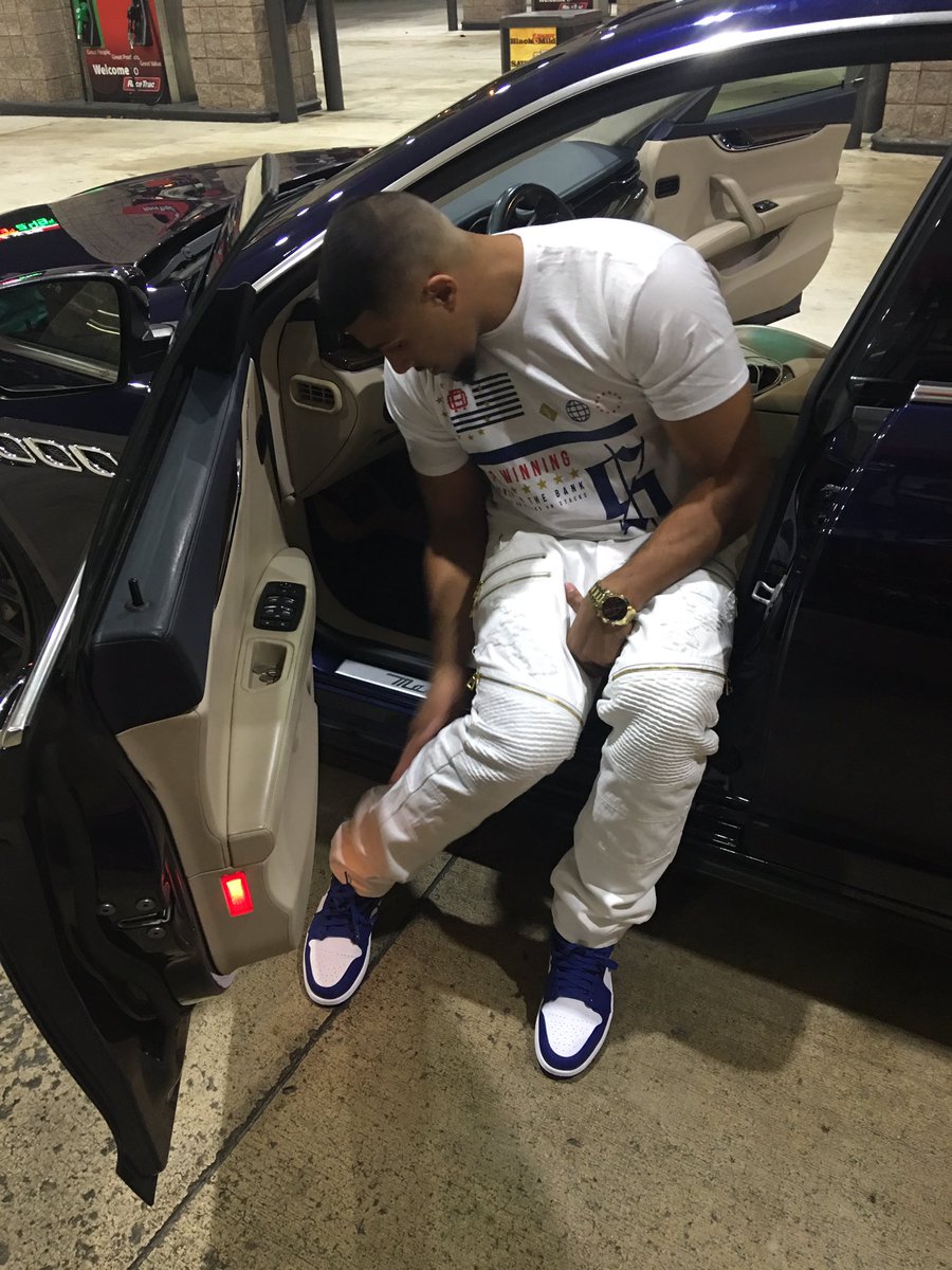 mrtwootime's tweet photo. My momma say baby you a winner not a quitter💯😴💸 #balldrop #Maserati https://t.co/6q7d21gthV