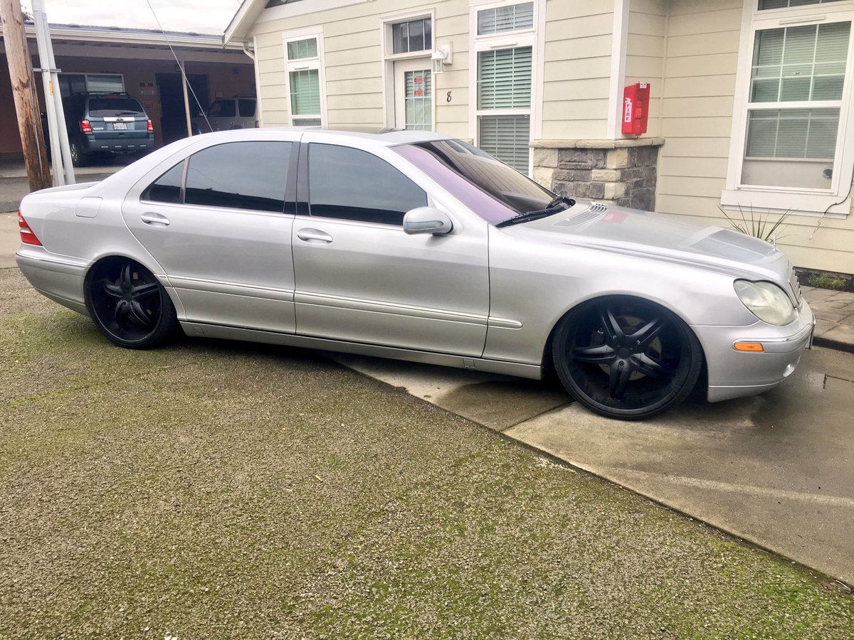 DarianHolt's tweet photo. Benz friendz https://t.co/2ZepgSMoEX