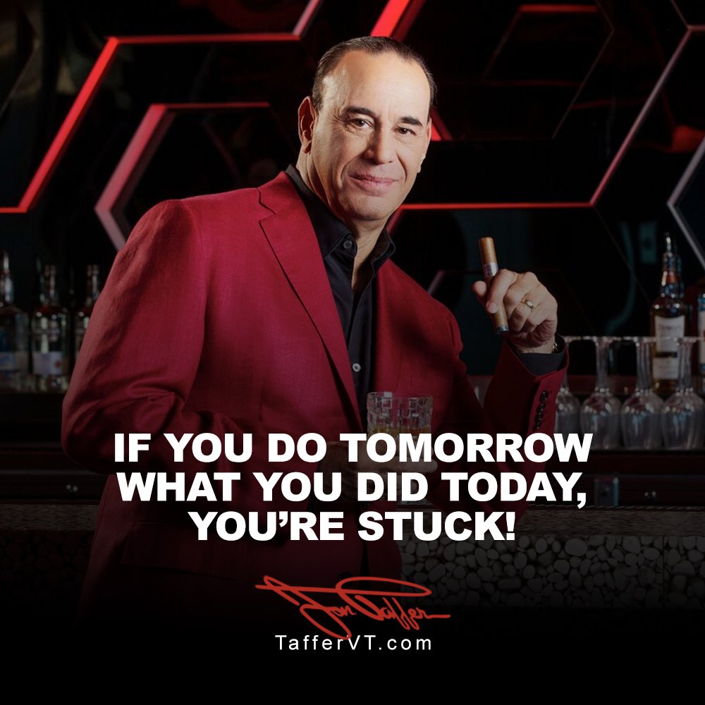 jontaffer's tweet photo. If you do in 2017 what you did in 2016, you'll get the same results. Cheers to embracing change and reaching your goals! https://t.co/xKK1jKFC2m