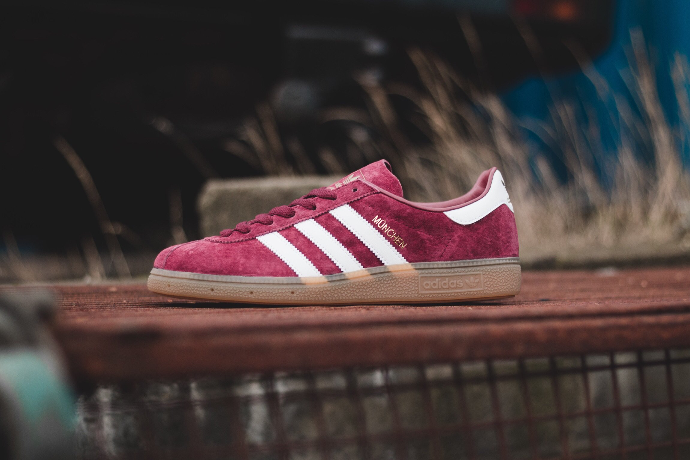 HANON on Twitter: "adidas Munchen “Burgundy” is available to buy ONLINE now! #hanon #munchen https://t.co/cEHZNsYMGN" / Twitter