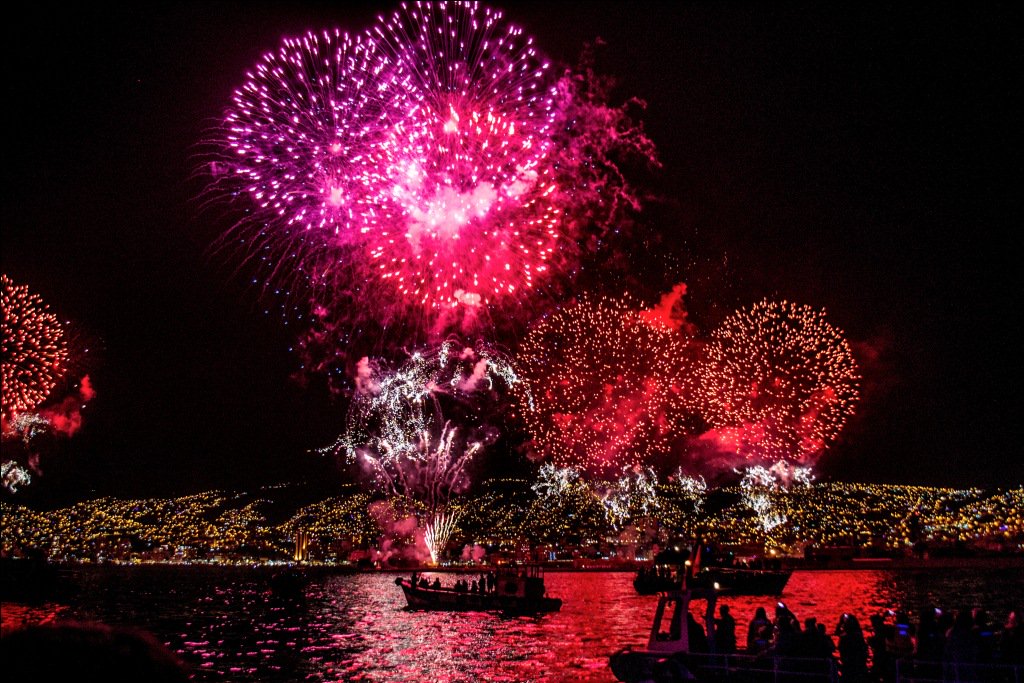 Goodbye 2016, Hello 2017! What are you doing to #celebrate #NewYearsEve? https://t.co/YEgObLCoHn