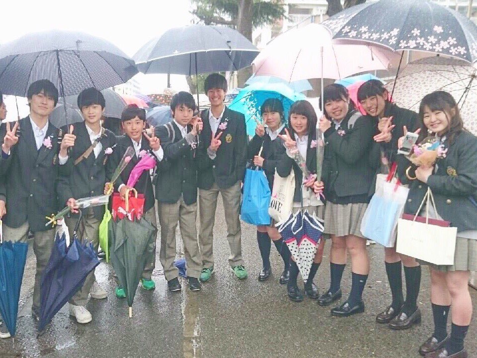27_hydforever's tweet photo. 2017年もだんご6姉妹&amp;元27HRをよろしくおねがいします✨ https://t.co/UjfJWHUkQG