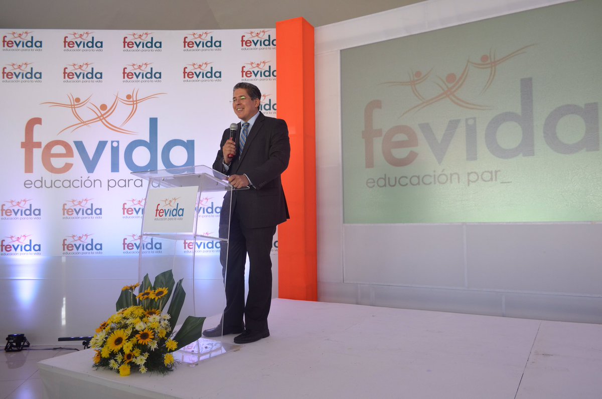 FeVidaRD's tweet photo. Nuestro presidente @AlexisFRADERA, resaltó el trabajo realizado durante el 2016 y prometió que el 2017 será aun mejor #Gracias2016 https://t.co/jpkPgUp5BX
