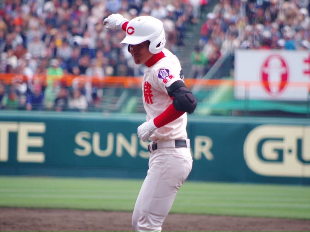 yataeagles's tweet photo. あけましておめでとうございます
今年もよろしくお願い致します
会社関係の皆様
ご声援ありがとうございました
今年は、あんまり休みませんので… https://t.co/Cy0xNR7uF8