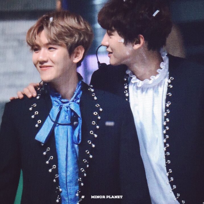 baekyeolangst's tweet photo. happy new year everyone!! heres some baekyeol being cute to start your 2017 https://t.co/XE2fJwYdWd