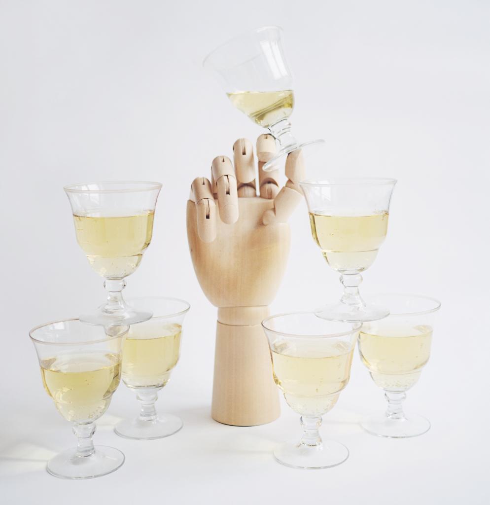 Ikväll skålar vi in det nya året 🍾 Vem delar du kvällen och kanske en Uber med? 🚗 → ubr.to/faresplit • #uber