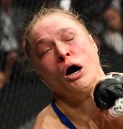 FauxNFLnetwork's tweet photo. ICYMI: Ronda Rousey took the time to show off her Eli Manning impression during the fight Friday night. https://t.co/ieamlUa4PU