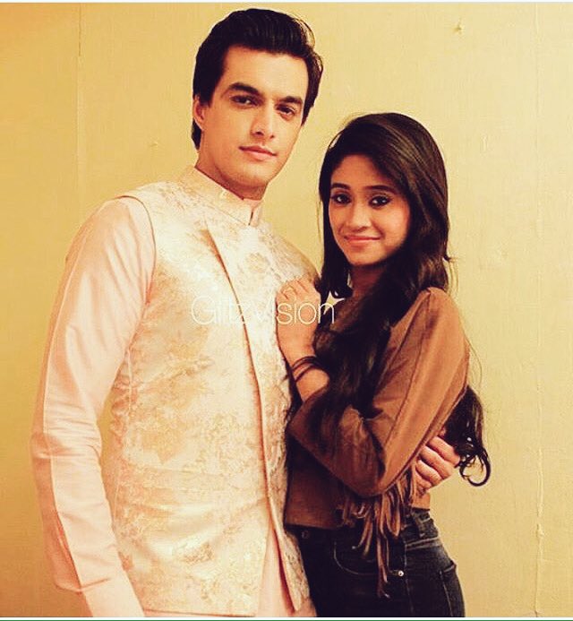 mohsin_team's tweet photo. Shivin! 😍 @momo_mohsin @shivangijoshi10 💋 #Shivin #Kaira #KairaVivaah #Yrkkh https://t.co/eOTW49kVFX