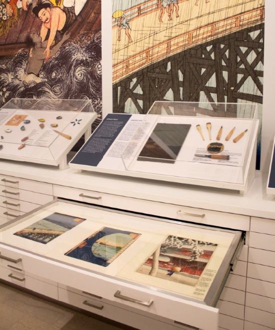 SDMA's tweet photo. #VisibleVaults introduced 300+ light-sensitive works through a new interactive drawer display. #SDMA2016 https://t.co/XLnBeKFYwn